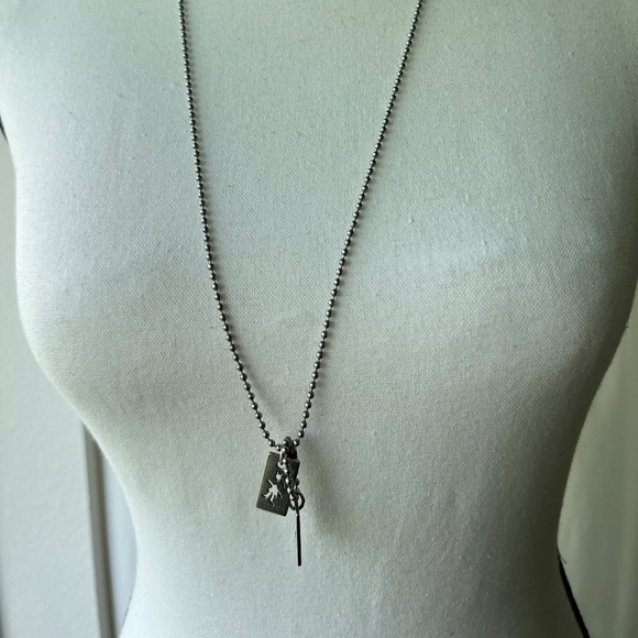 Anni & Co. 1991 Sterling Silver Cutout Pendant Necklace Girl & Boy Design VTG - Picture 2 of 10